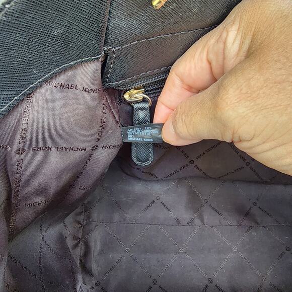 Michael Kors Jet Set Saffiano Leather Travel Large Chain Tote Bag - Picture 7 of 11